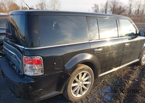 2019 Ford Flex Limited z USA, uszkodzony, nr VIN 2FMHK6D86KBA36272